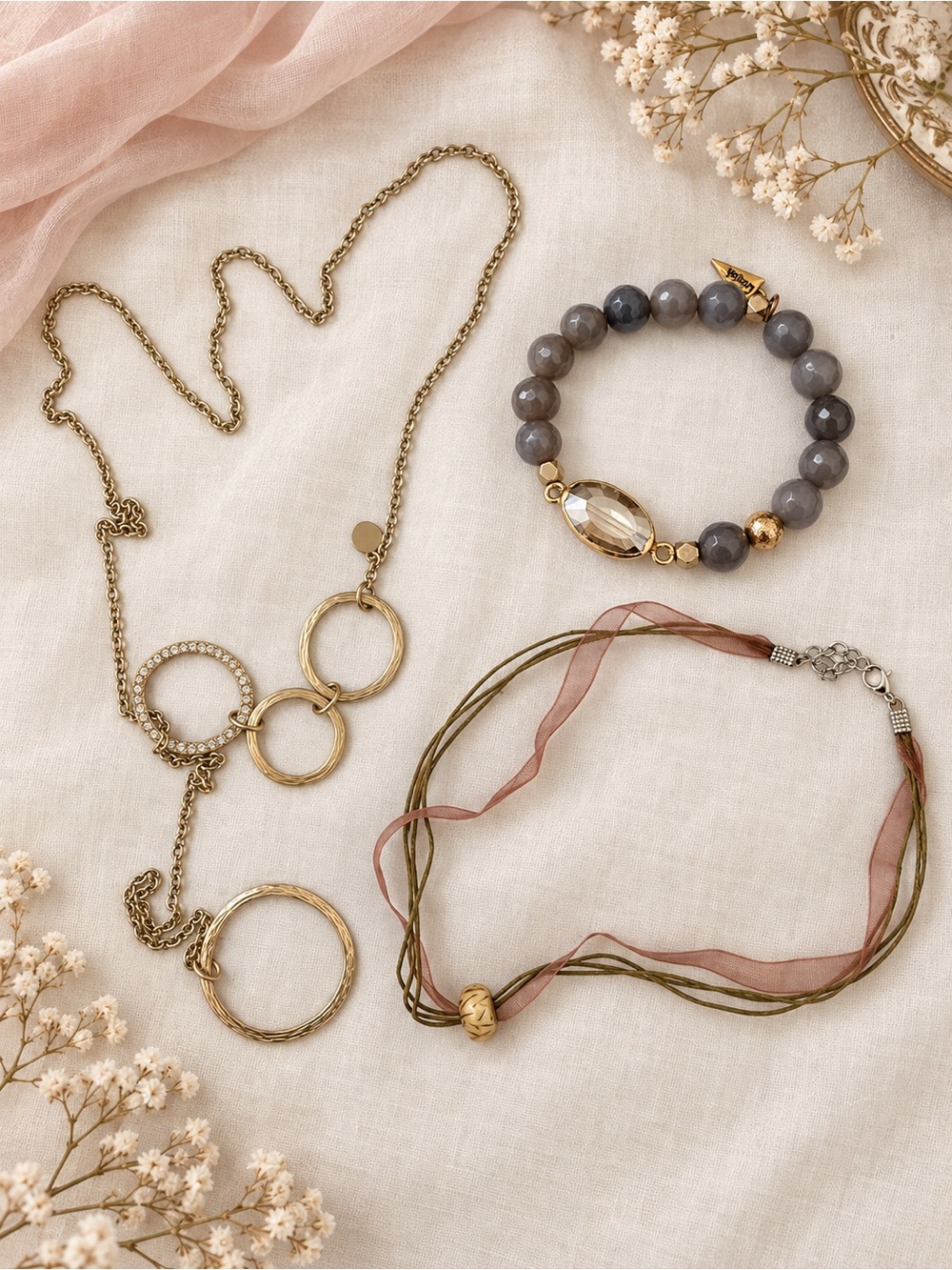 Romantic Neutral Gold-Tone Jewelry Set